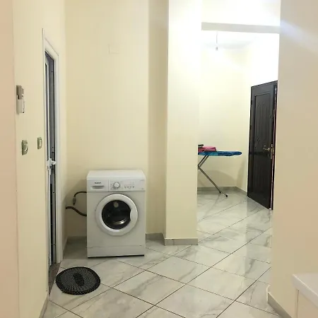 Surja'S Apartments *